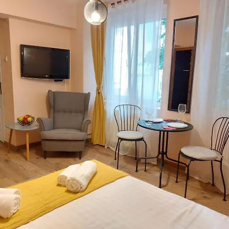 Appartamento Laroka House Cosy Universitate