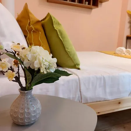 Laroka House Cosy Universitate Апартаменти