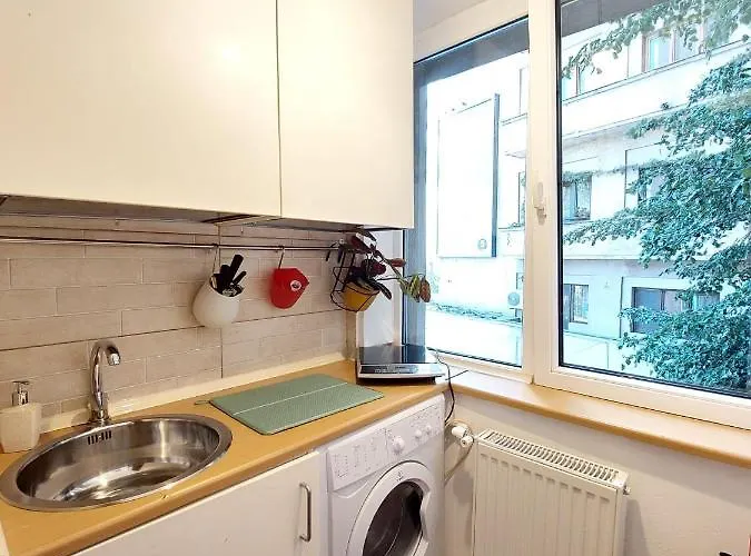 Апартаменти Laroka House Cosy Universitate *